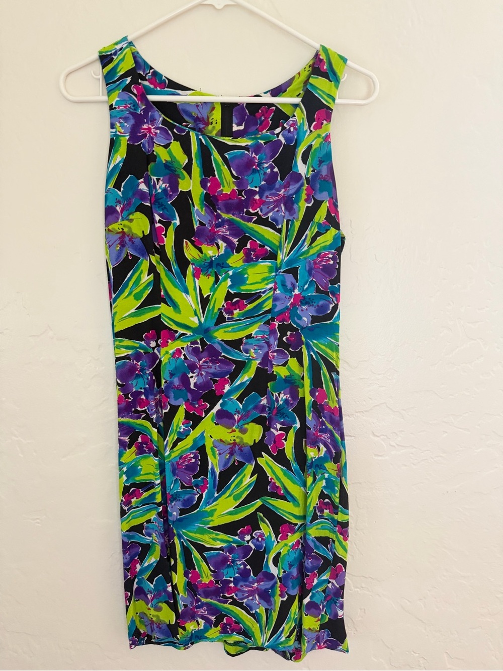 Vintage Floral Sleeveless Dress in Black and Bright Floral